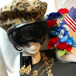 Cougar Print Beret and Jewelry Set